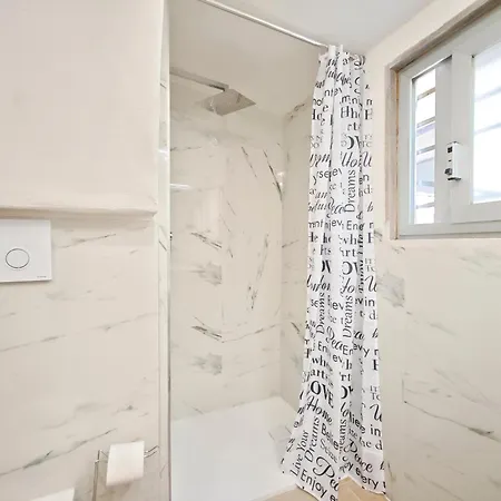 Apartment Dynami *