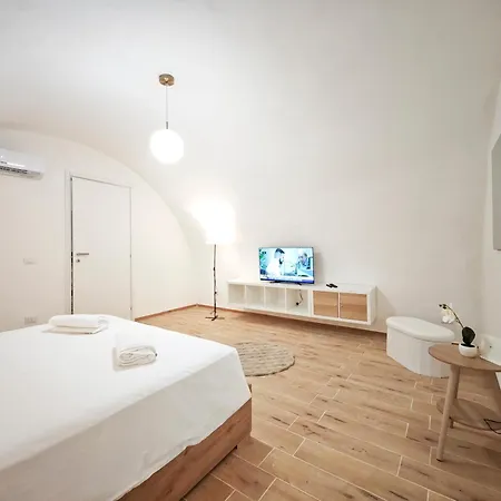 Apartment Dynami